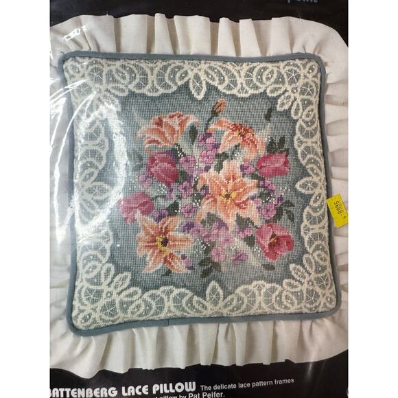Vintage Dimensions 90s #2380 Lace Pillow Floral Flower Needlepoint Kit 14x14 - Picture 2 of 5
